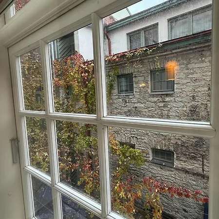 Apartment Medieval Old Town Gem With Sauna And Fireplace *
