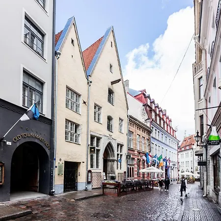 Apartment Medieval Old Town Gem With Sauna And Fireplace Tallinn