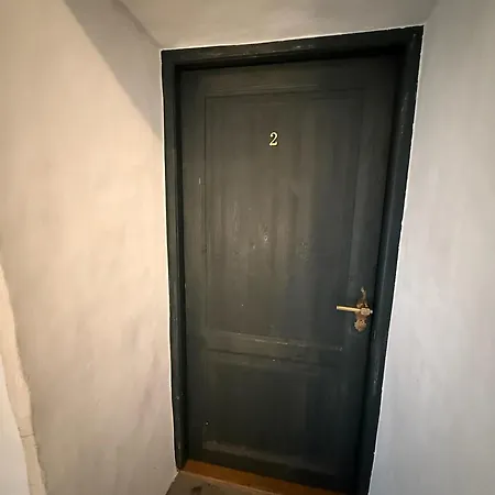 Medieval Old Town Gem With Sauna And Fireplace * Tallinn